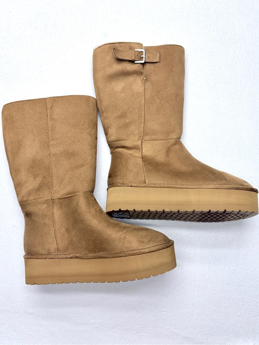 Madden Girl Eclipsed Platform Boots Womens 9 Tan Faux Suede Shearling NWOT